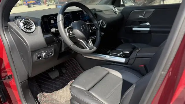 Mercedes-Benz Mercedes-Benz GLA GLA 200