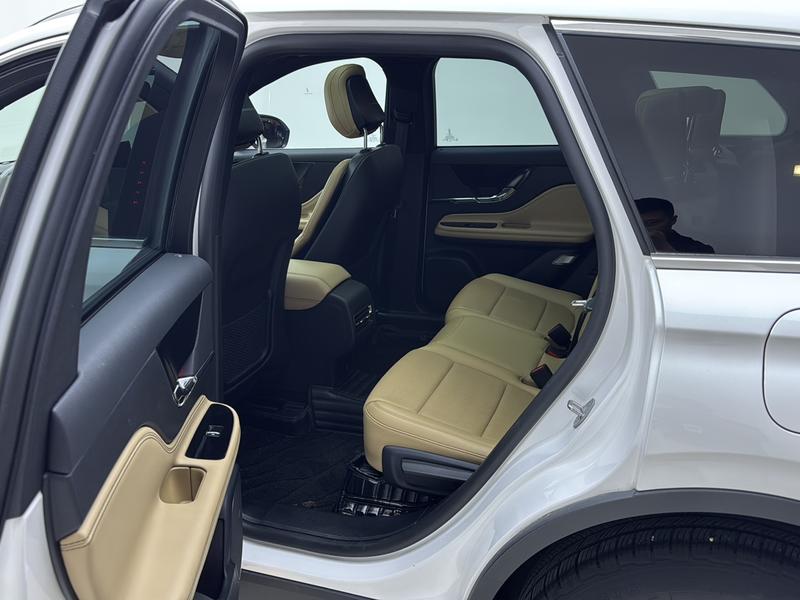 Lincoln adventurer 2022