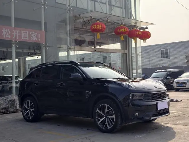 LYNK & CO Lynk 01 2.0T four-wheel drive Jin Pro version Country VI