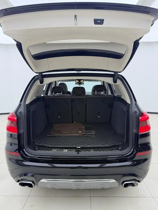 BMW BMW X3 Facelift xDrive25i luxury set