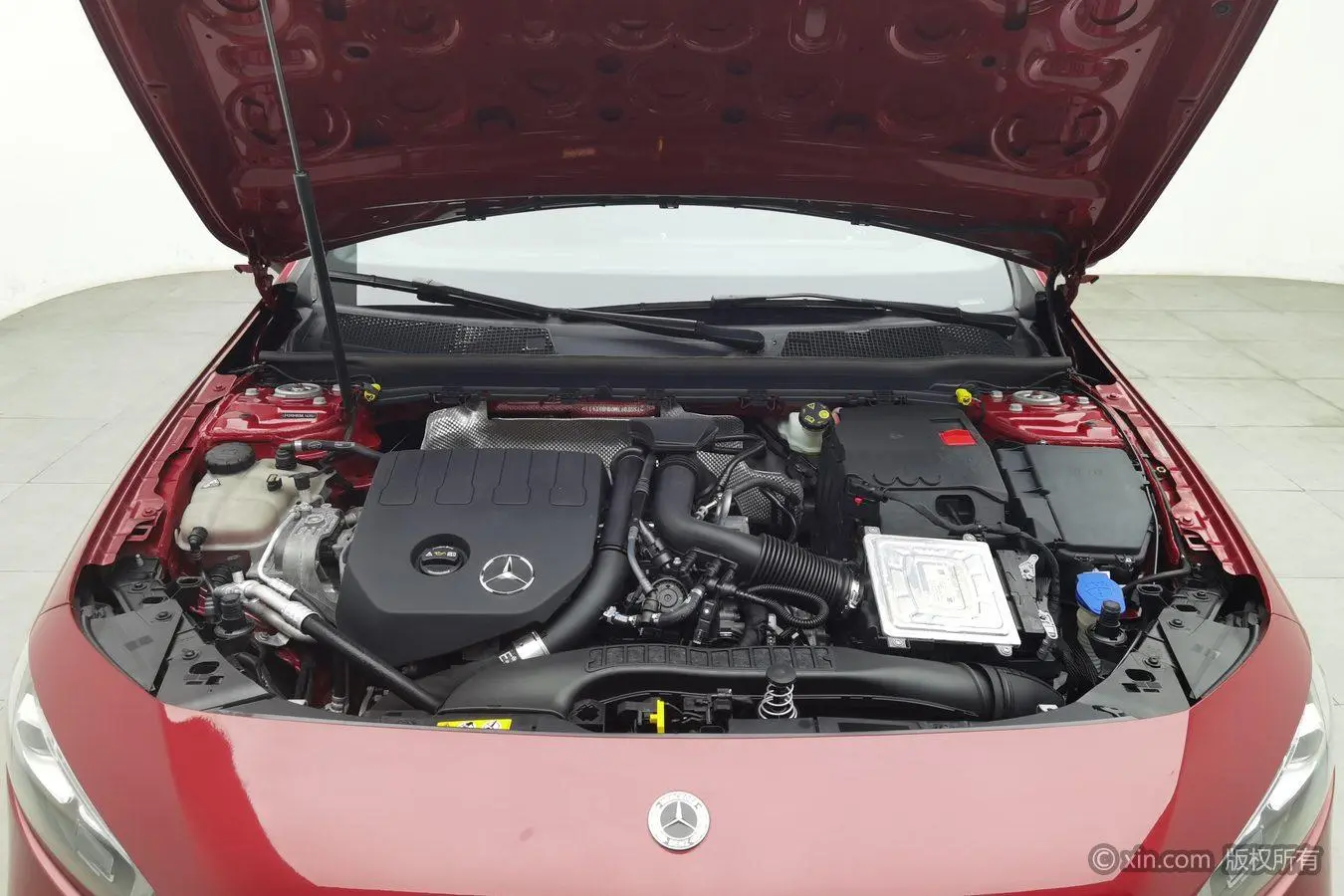 Mercedes-Benz Mercedes-Benz A-class A 200 L sports sedan dynamic Version