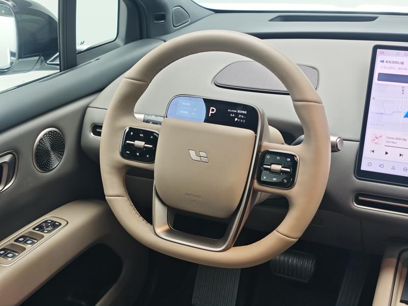 Li Auto Ideal i6 2025