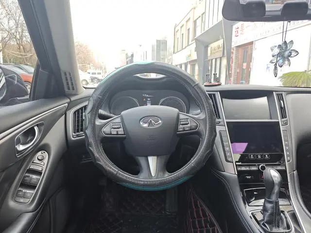 Infiniti Infiniti Q50L 2.0T Yixiang Edition Country VI
