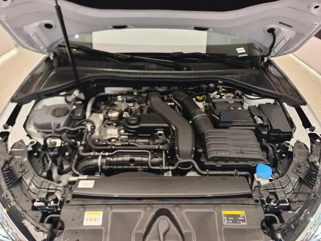 Audi Audi A3 Sportback 35 TFSI Flying Spur Exclusive Type