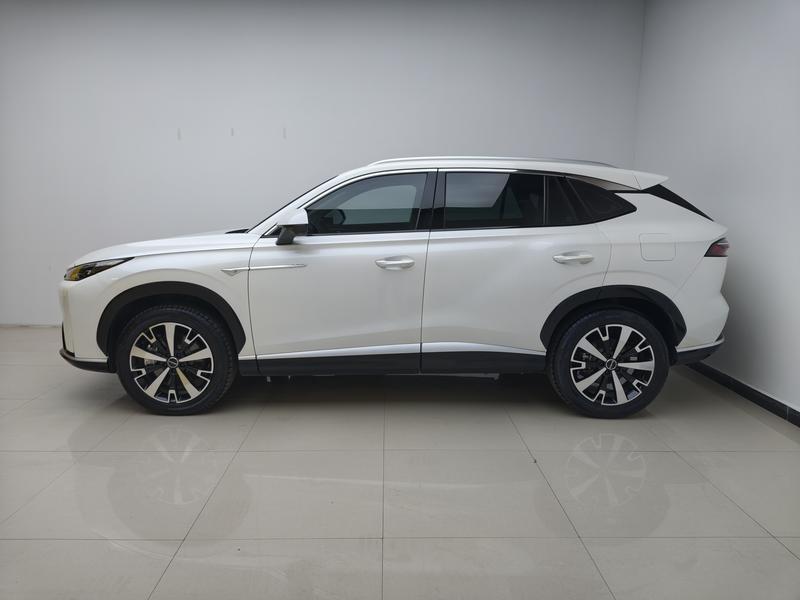 Roewe 荣威D5X DMH 2024