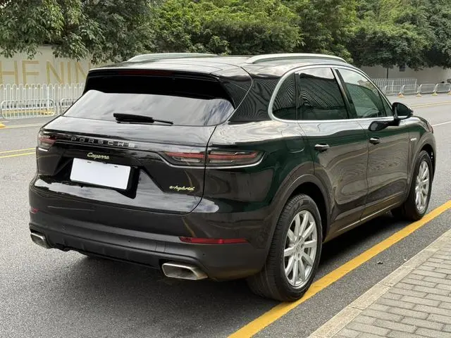 Porsche Cayenne E-Hybrid Cayenne E-Hybrid 2.0T