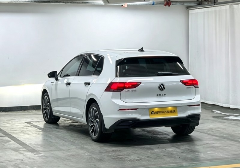 Volkswagen golf 2023