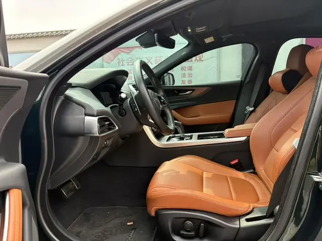 Jaguar Jaguar XEL 2.0T 250PS R-DYNAMIC S Enterprising Sports Edition
