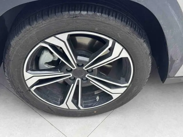 Geely Galaxy Galaxy L7 1.5T DHT 115km Starship