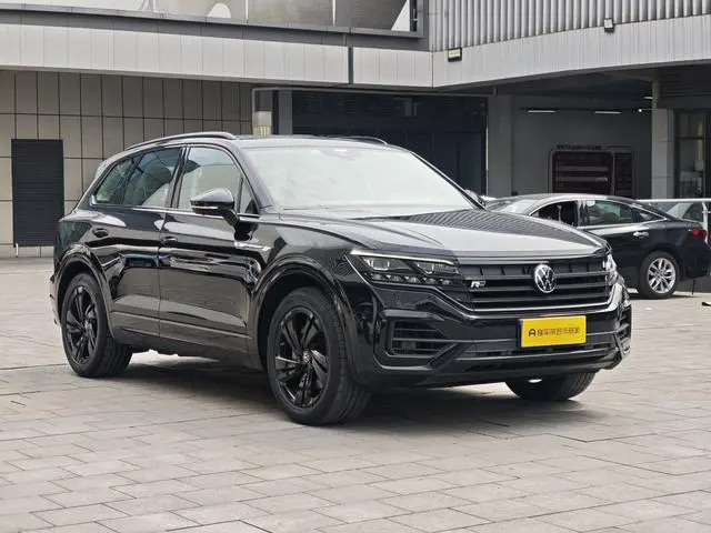 Volkswagen Touareg 3.0 TSI Ruixiang Edition Yao Black Sports Suit