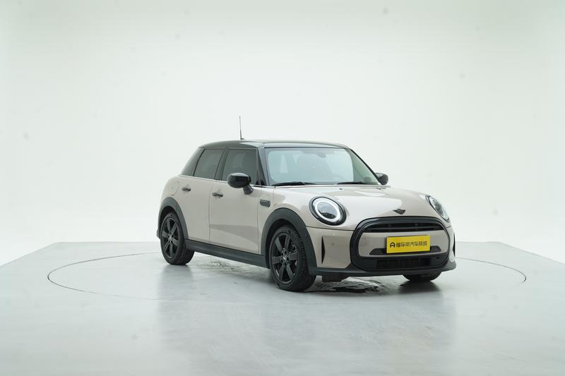 MINI MINI 2023