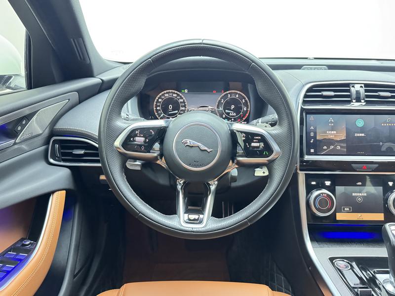 Jaguar Jaguar XEL 2024