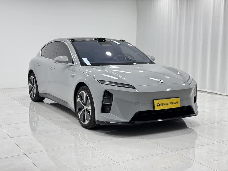 NIO NIO ET5 2025