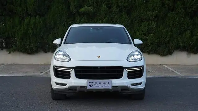 Porsche Cayenne Cayenne GTS 3.6T