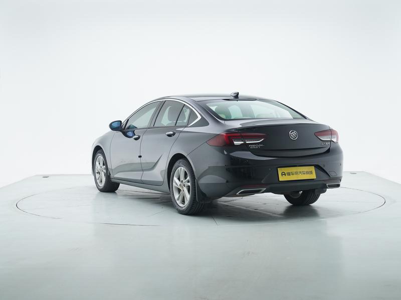 Buick Regal 2021