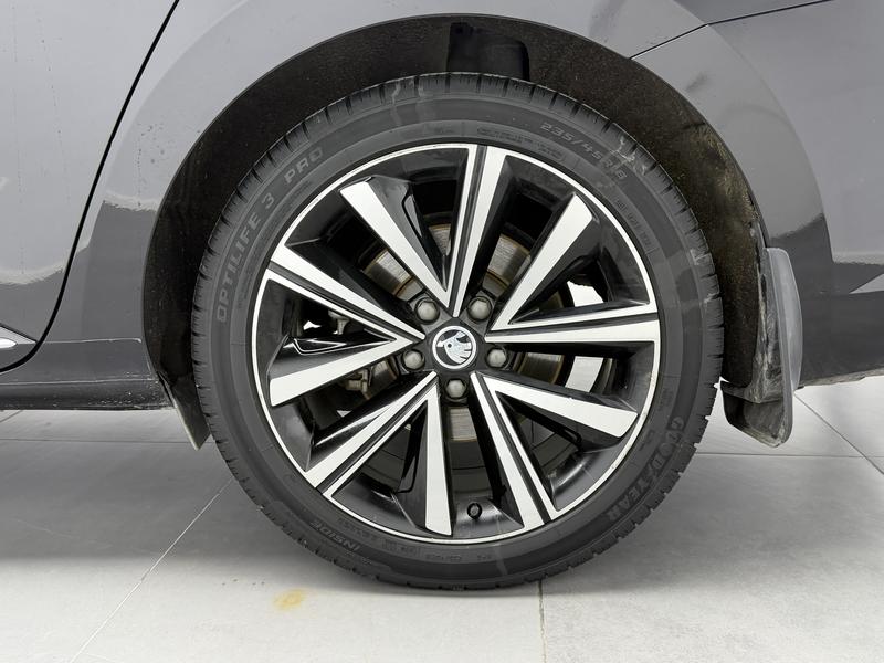 Skoda Superb 2023