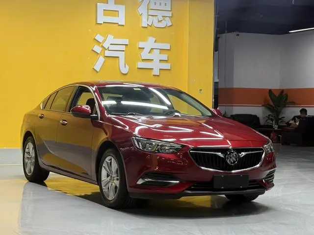 Buick Regal 20T Elite Country VI