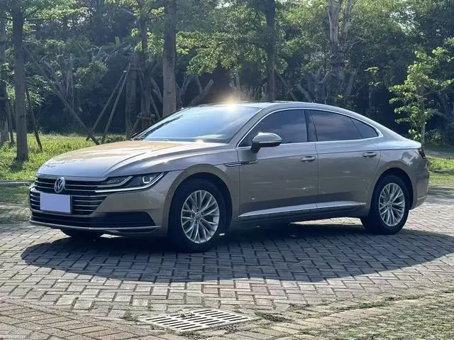 Volkswagen Volkswagen CC 330TSI Charm Edition Country VI