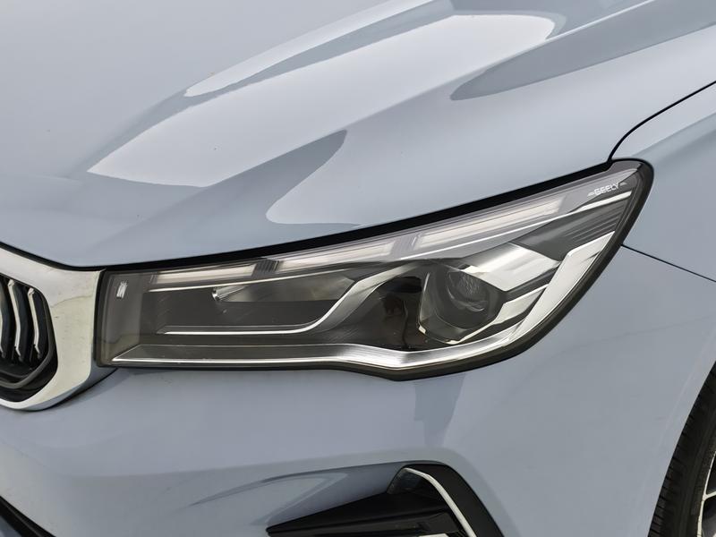 Geely Emgrand 2023