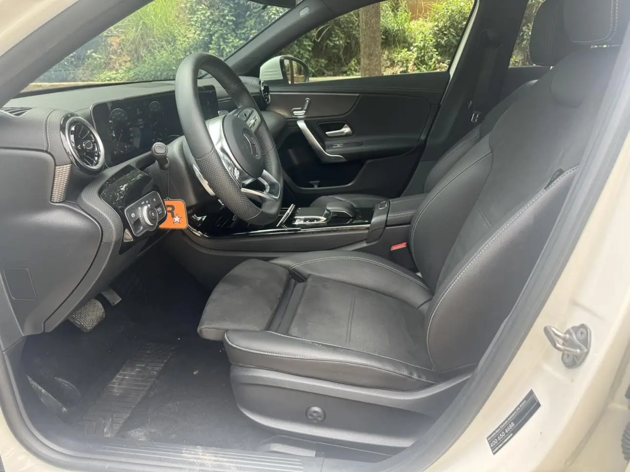 Mercedes-Benz Mercedes-Benz A-class Facelift A 200 L sports sedan fashion type