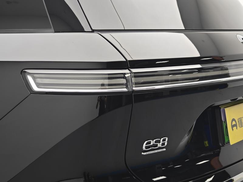 NIO NIO ES8 2026
