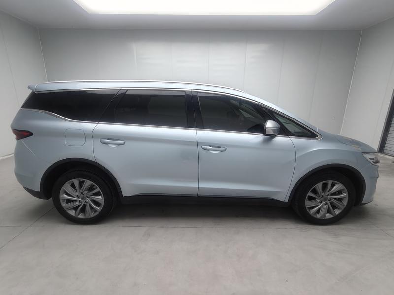 Geely Jiaji 2021