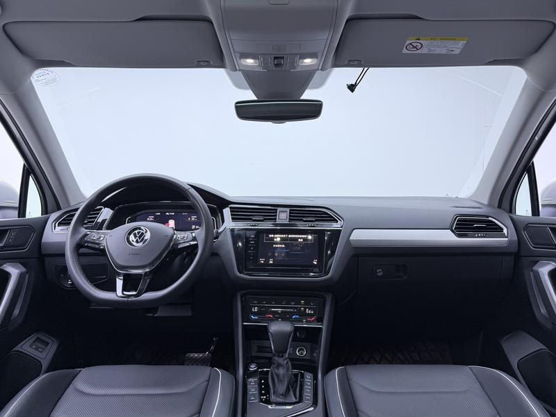 Volkswagen Tiguan L PHEV 2021