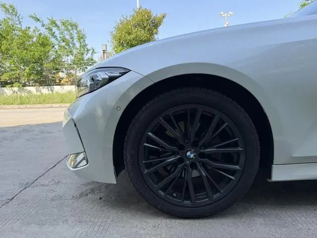 BMW BMW 3 Series 325Li M Sports Yao Ye Suit
