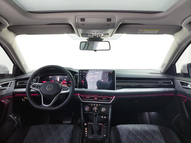 Volkswagen Sagitar 2024
