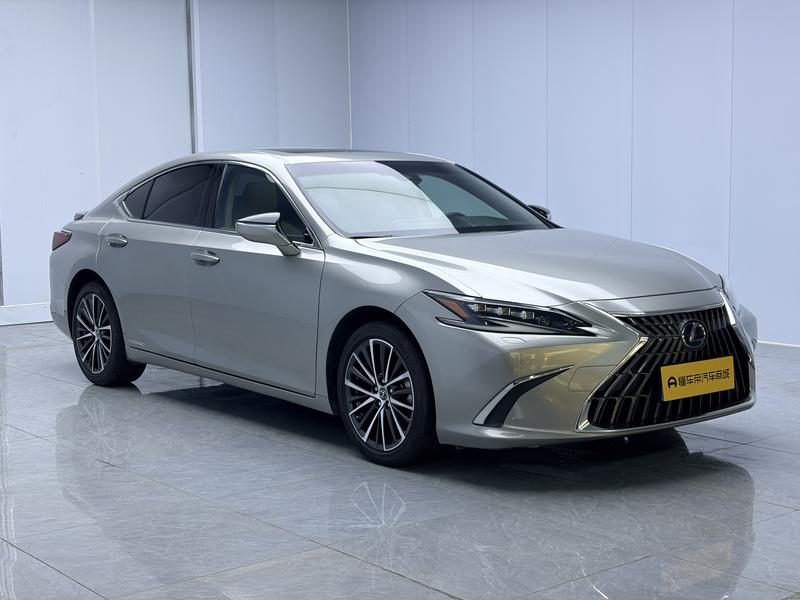 Lexus Lexus ES 2021