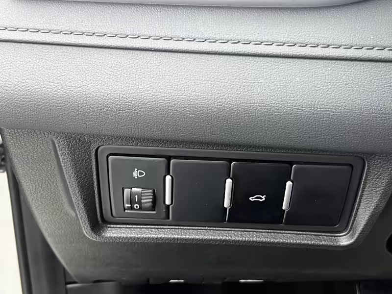 Geely Emgrand 2020