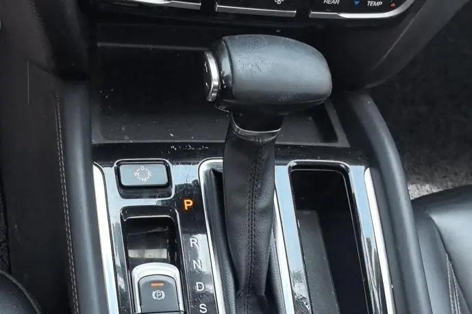 GAC Trumpchi GS8 320T two-wheel drive premium edition 7 seats