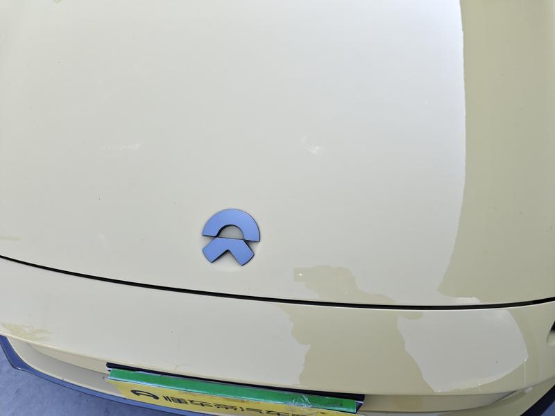NIO NIO ET5 2022