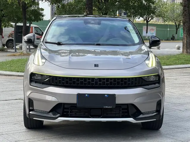 LYNK & CO Lynk 05 2.0TD two-wheel drive Halo