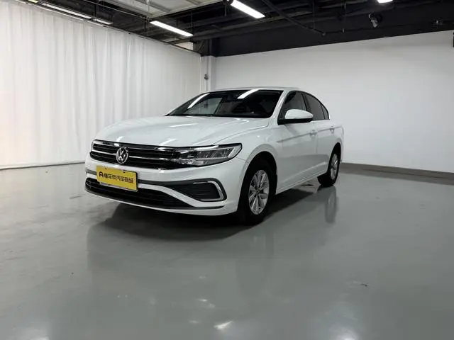 Volkswagen Bora 200TSI DSG Smooth Version
