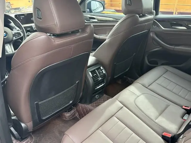 BMW BMW X3 xDrive30i leading M sports suit country V