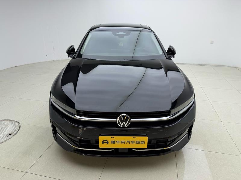 Volkswagen Magotan 2024