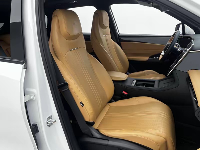 Geely Galaxy Galaxy L7 2024