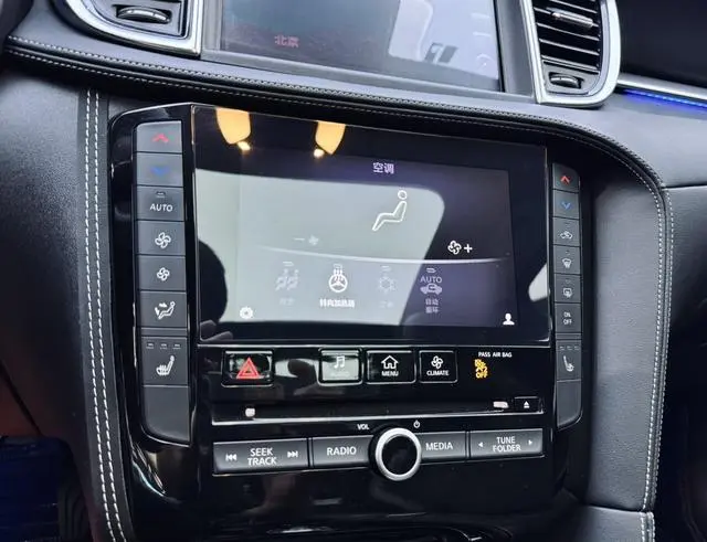 Infiniti Infiniti QX50 2.0T four-wheel drive smart version