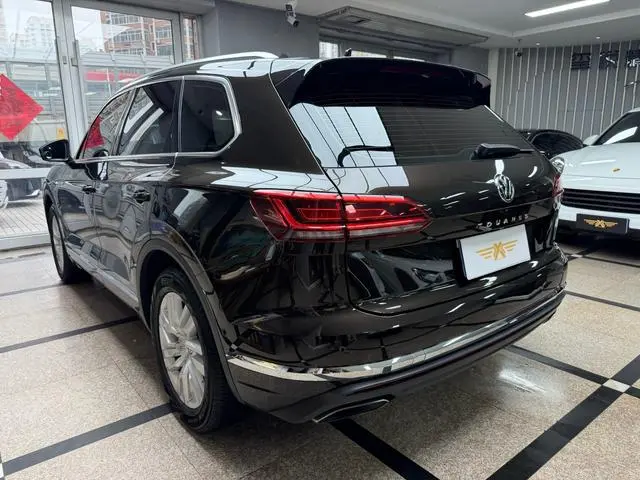 Volkswagen Touareg 2.0 TSI Ruiyi Edition Country VI