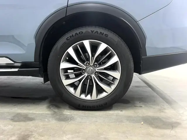 GAC Trumpchi GS8 320T four-wheel drive luxury Zhilian Edition 7-seater