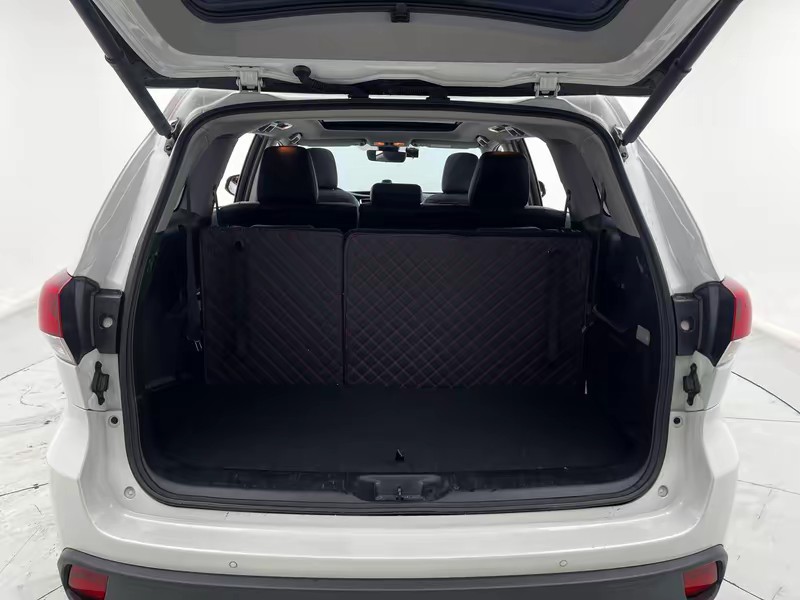 Toyota Highlander 2021