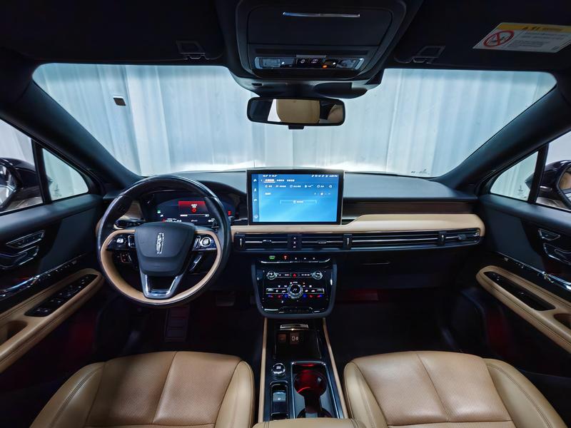 Lincoln adventurer 2022
