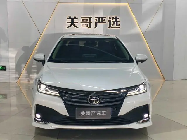 TOYOTA Asian lion 2.0L Premium Edition