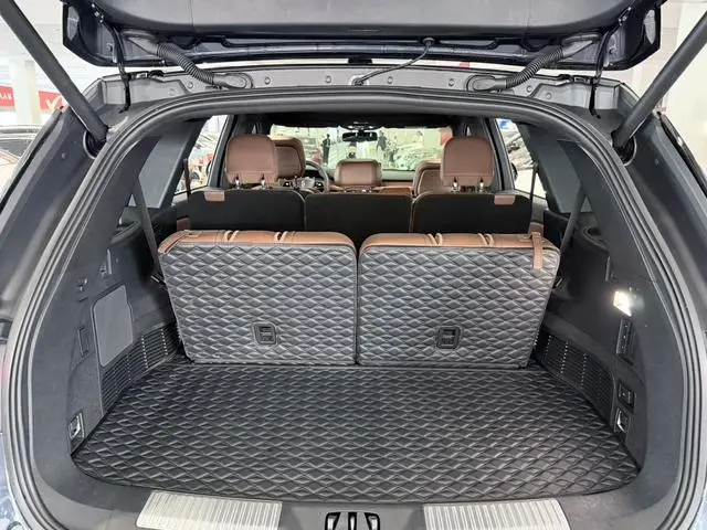 Lincoln Flying home 3.0T V6 four-wheel drive Zunya edition