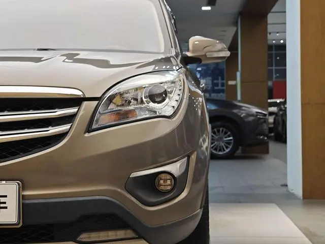 Changan Changan CS35 1.6L automatic noble type country V