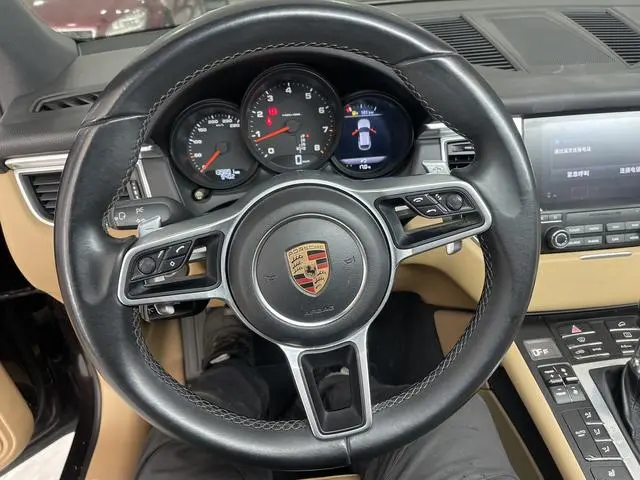 Porsche Macan Macan 2.0T