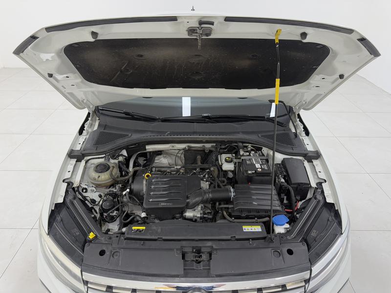 Volkswagen Bora 2023