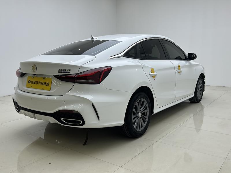 MG MG5 2025