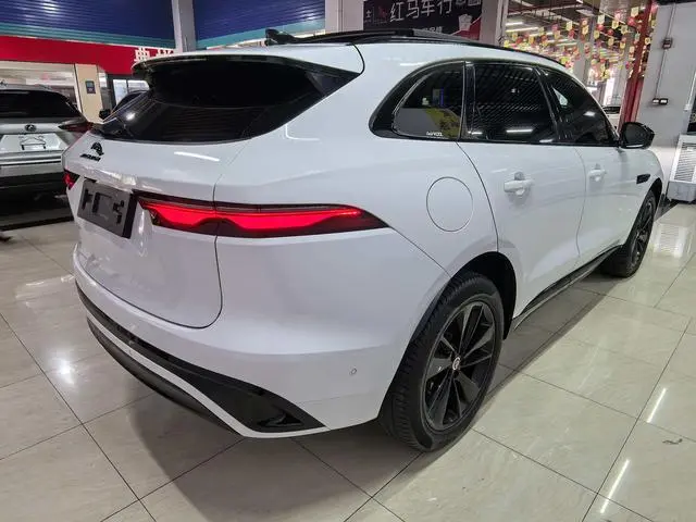 Jaguar Jaguar F-PACE P250 R-Dynamic BLACK